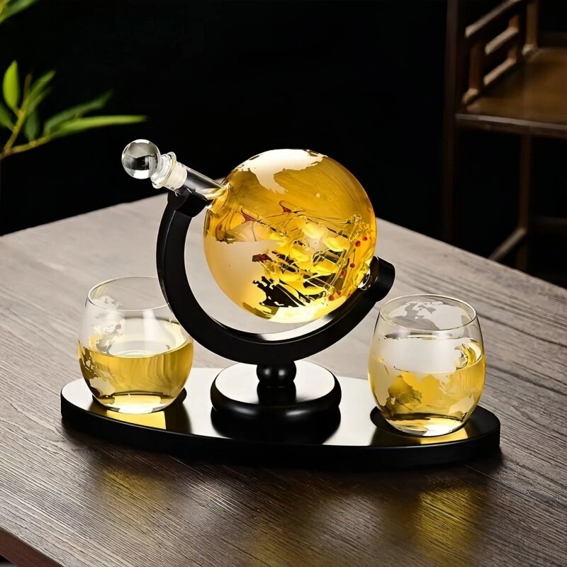 Decorative Globe Wine Decanter - Home Bar Stand recension och pris